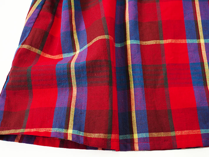 バッククロスエプロン　ヒップ周りをカバーしてくれる　お尻が隠れる　ストライプ　30代40代50代60代70代80代　女性　上品　森の８カテン　エプロン　割烹着　ロルカ　リネン