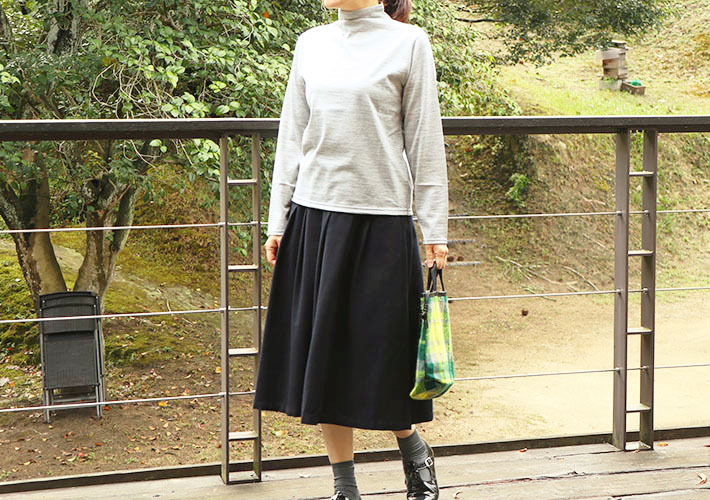 rolca on the notesロルカ　ウォッシャブルウール　おうちで洗える　手洗い　ボトルネック　プルオーバー　カットソー　女性　30代40代50代60代70代80代　上品　秋冬　森の８カテン