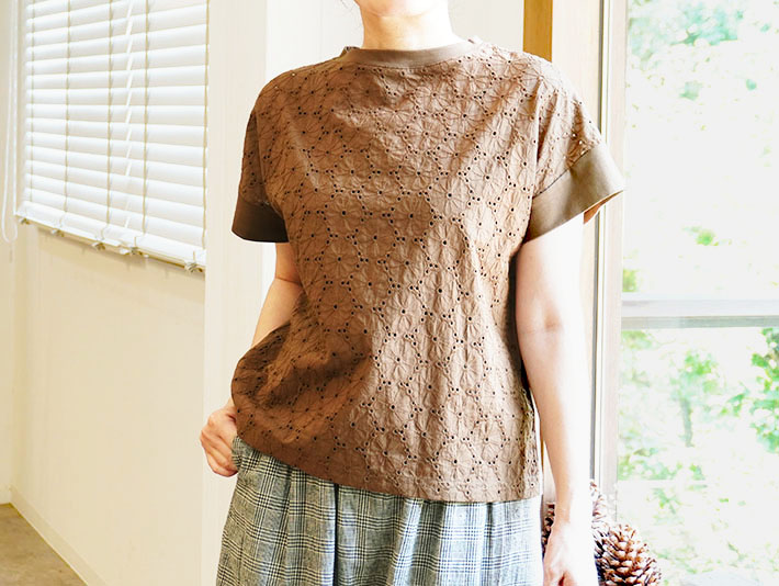 leventsouffle　レース　刺繍　コットン　フリル　ベスト　ノースリーブ　ホワイト　上品　レディース　30代40代50代60代70代80代　rolca　ストレスフリー　森の８カテン