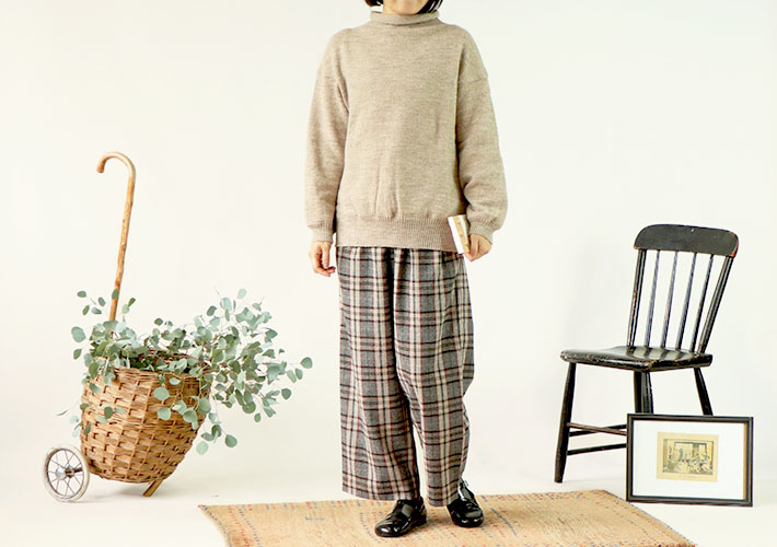 ロルカ　リネン　森の８カテン　コットン　リネン　パンツ　シャツ　綿　麻　ウール　ワンピース　ベスト