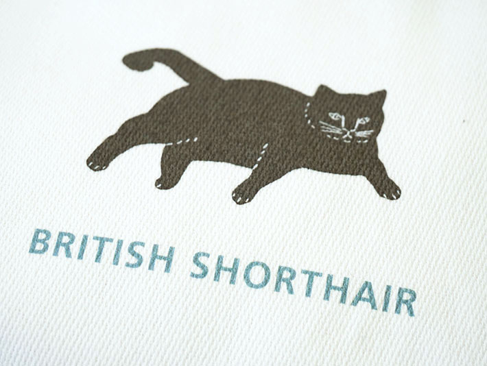 TOMOTAKE　トモタケ　森の８カテン　ハンカチ　コットン　トモタケ　tomotake　ポーチ　コースター　泥染め　ロルカ　MUDDY WORKS UnPAIN あんぱん　アンパン　Tシャツ　BRITISHSHORTHAIR　ネコ　ねこ　男女兼用